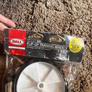 Bell spotter 500  flip up training wheels